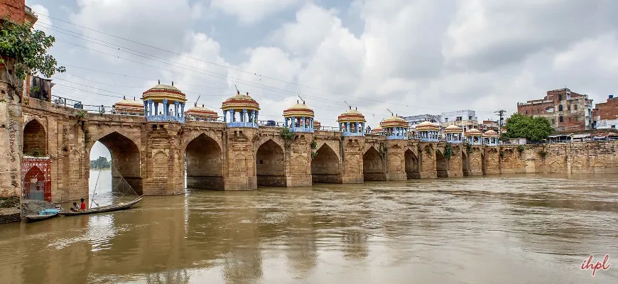 Cây cầu Shahi ở Jaunpur